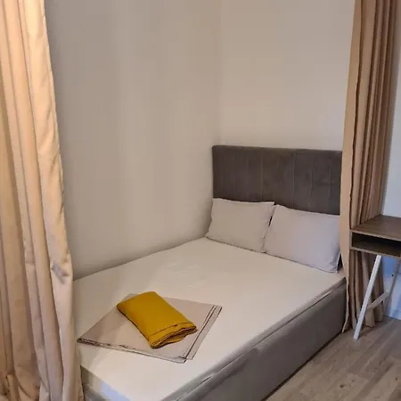 Apartment Ghencea 158 L1 Bukarest